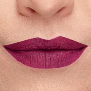 New Younique splash liquid lipstick "spontaneous"